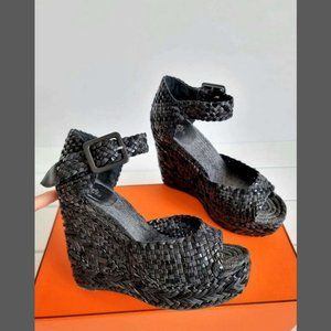 Amazing Hermes Platform Sandals